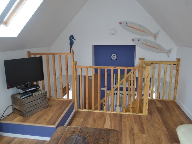 mezzanine level lounge