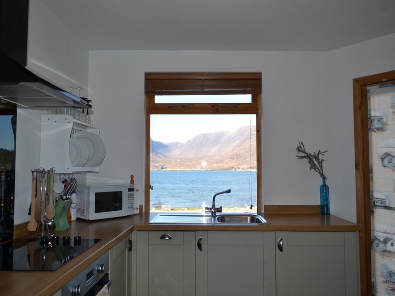 view from kitchen table (otter spotting while you have your meal??)